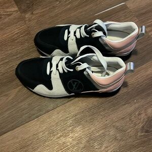 Louis Vuitton Shoes